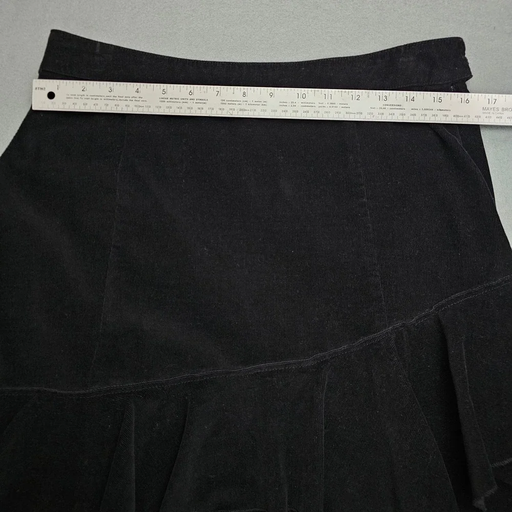 Y2K Corduroy Skirt 8 Black Tiered Ruffle Renaissance Western Dark Fairy Boho Vtg